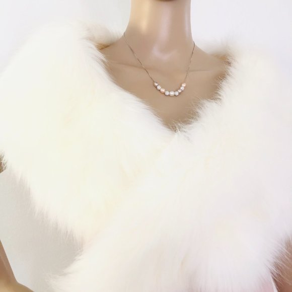 Genuine Freshwater Rice Pearl Necklace - Picture 8 of 14